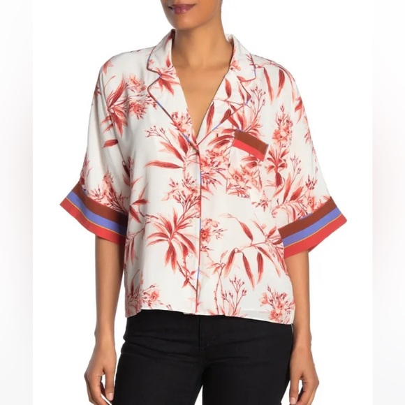 Joie Bayley Floral Top in Porcelain - Picture 4 of 9